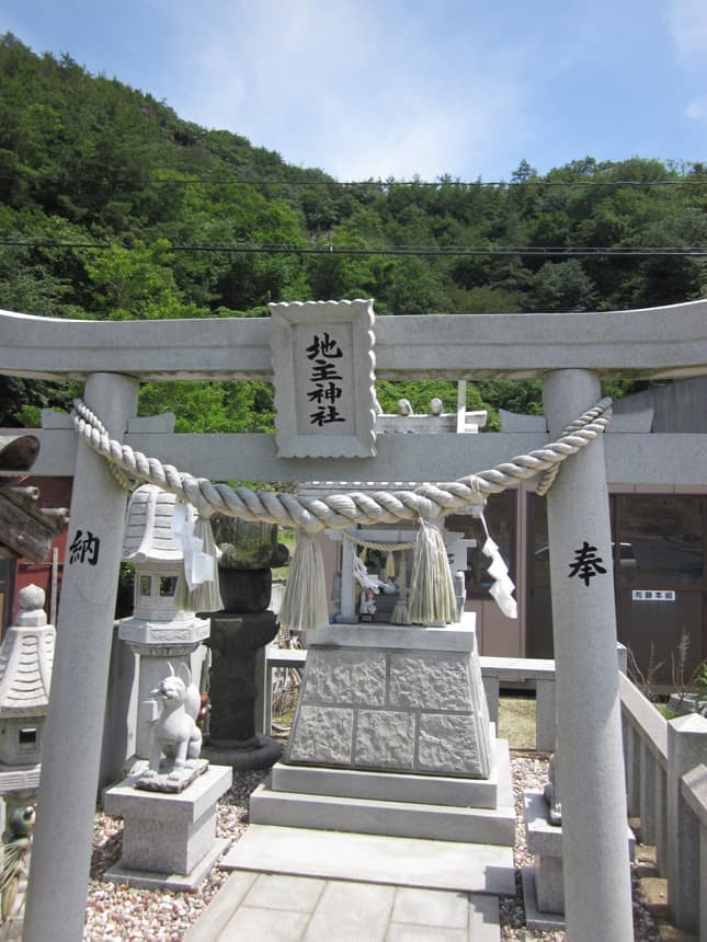 神社の鳥居